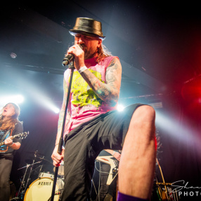 Massive Wagons | Limelight 2, Belfast, Northern Ireland | 15.12.23